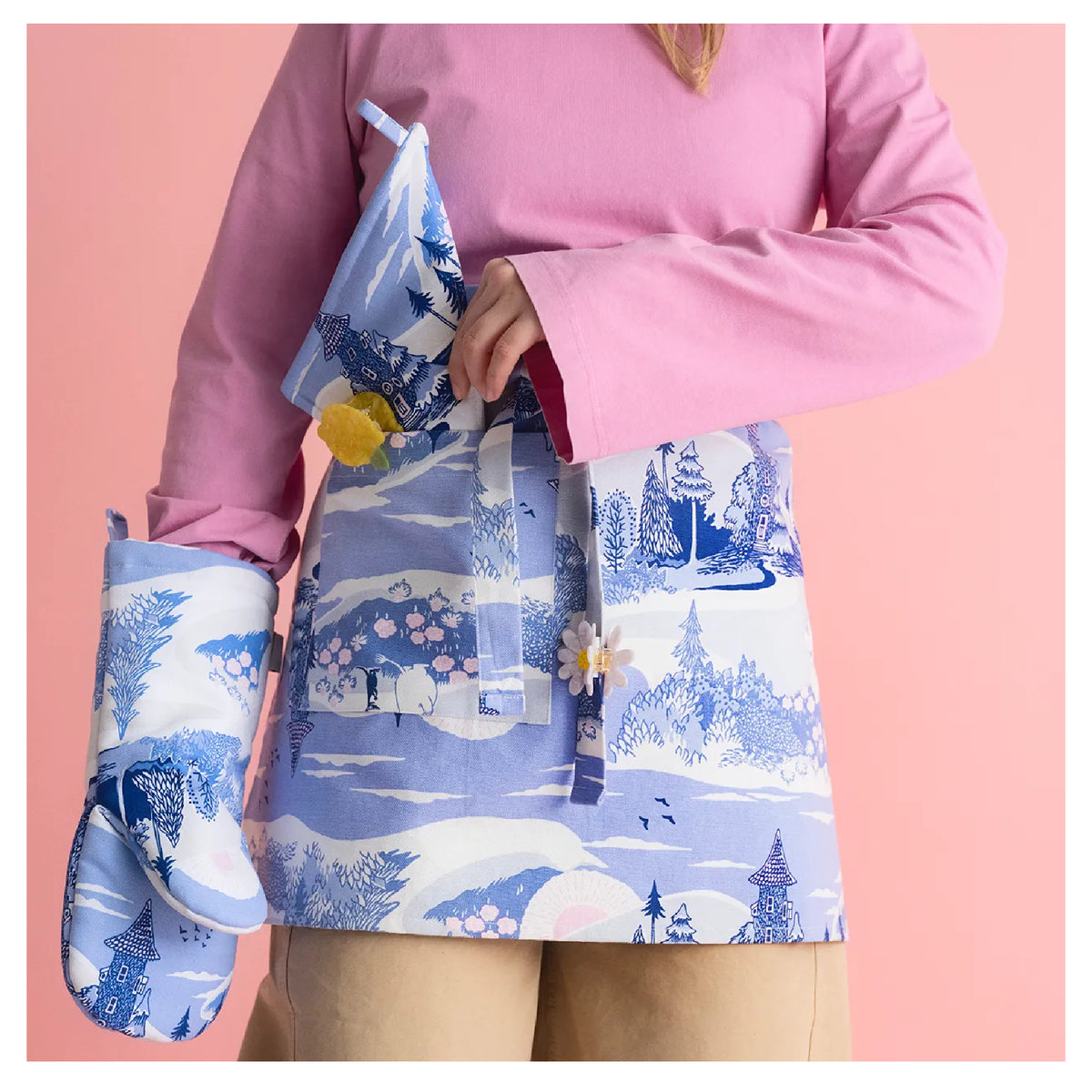 Moomin Home At Last Apron