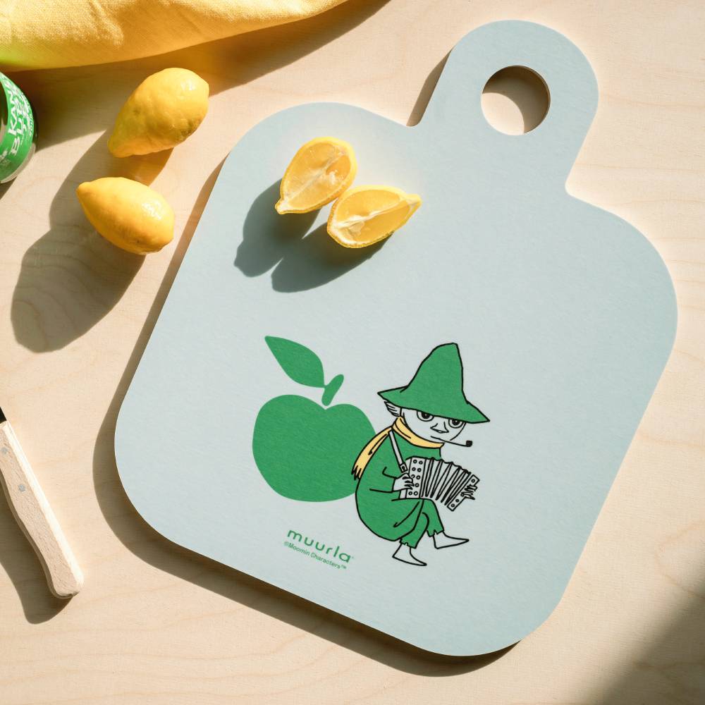 Moomin Joyfull Apples Cutting Board 25x32cm - The Official Moomin Shop