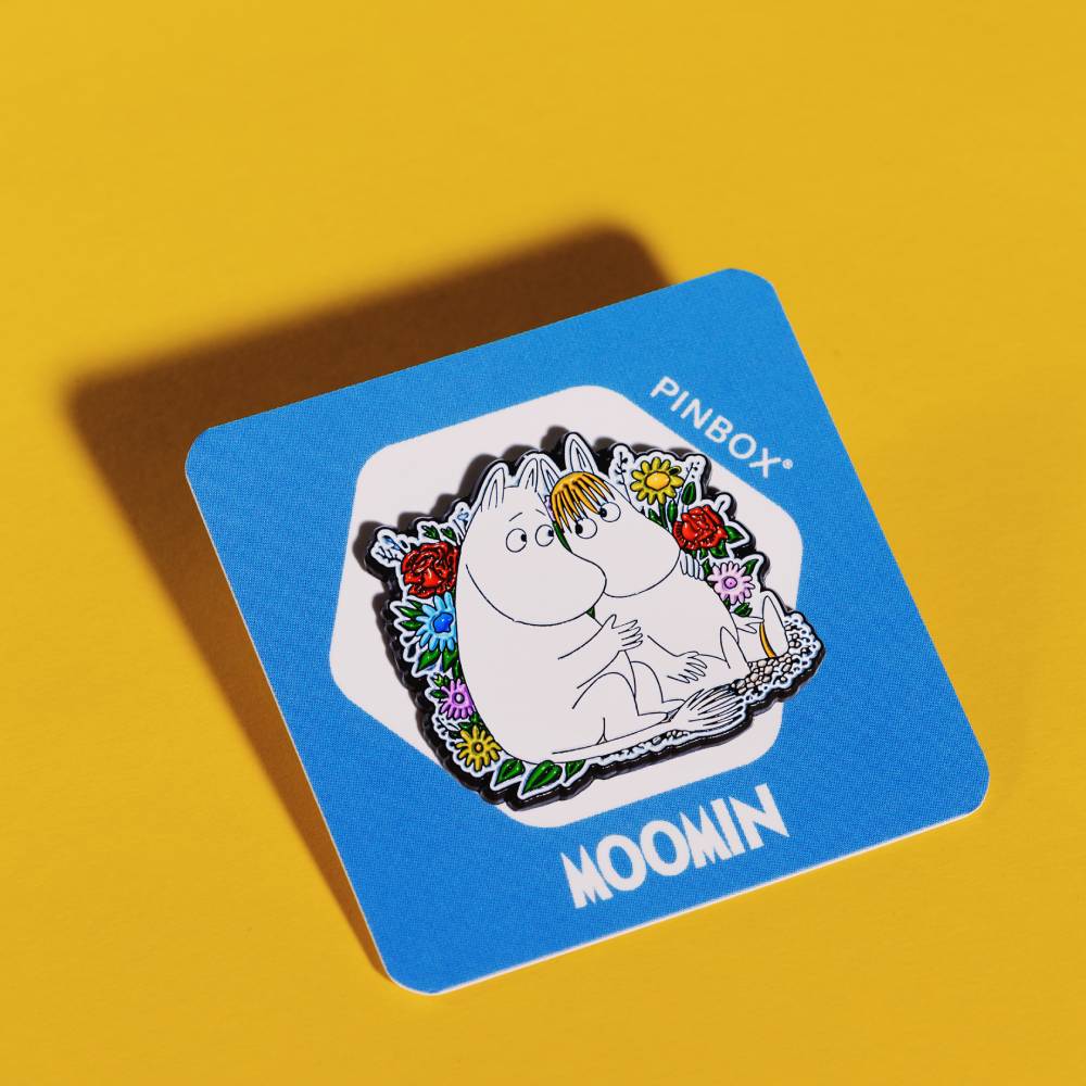 Moomintroll &amp; Snorkmaiden Flowers Pin