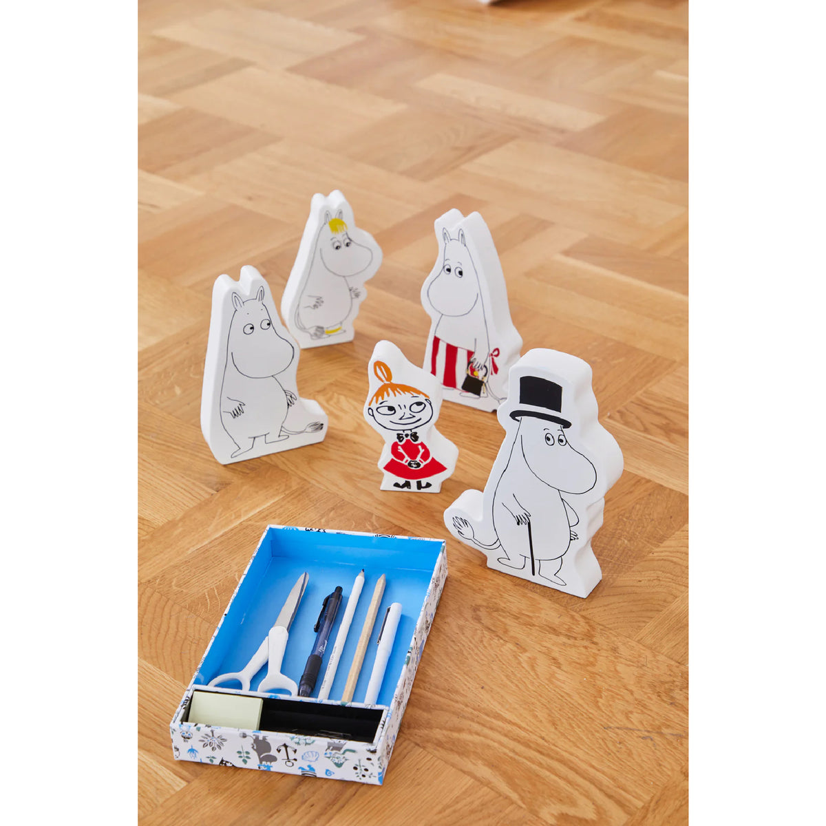 Wooden Figurine Set Family