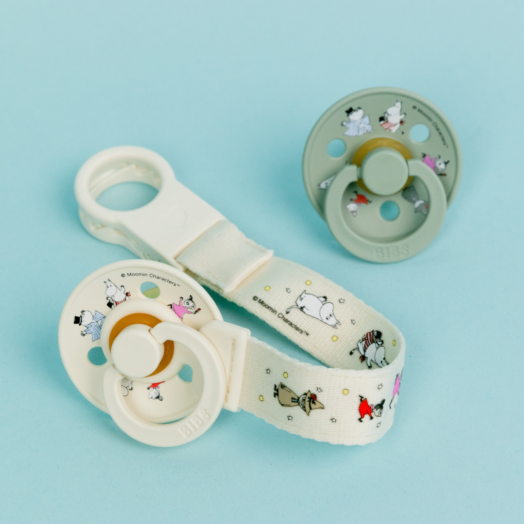 Moomin Friends Pacifier Clip Loop Ivory