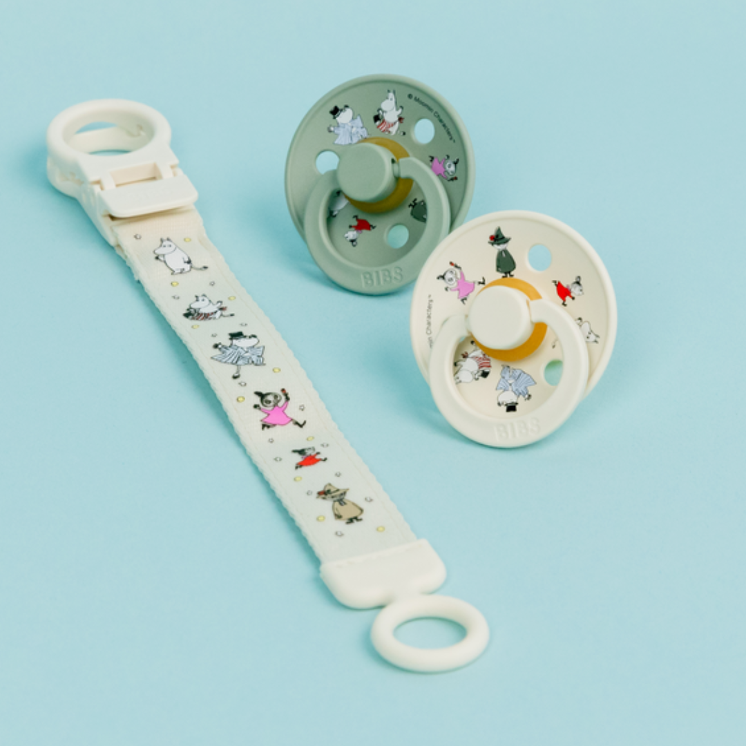 Moomin Friends Pacifier Clip Loop Ivory