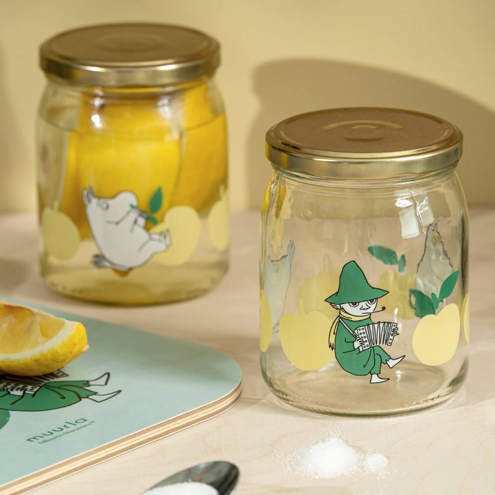 Moomin Joyful Apples Glass Jar 0,5L - The Official Moomin Shop