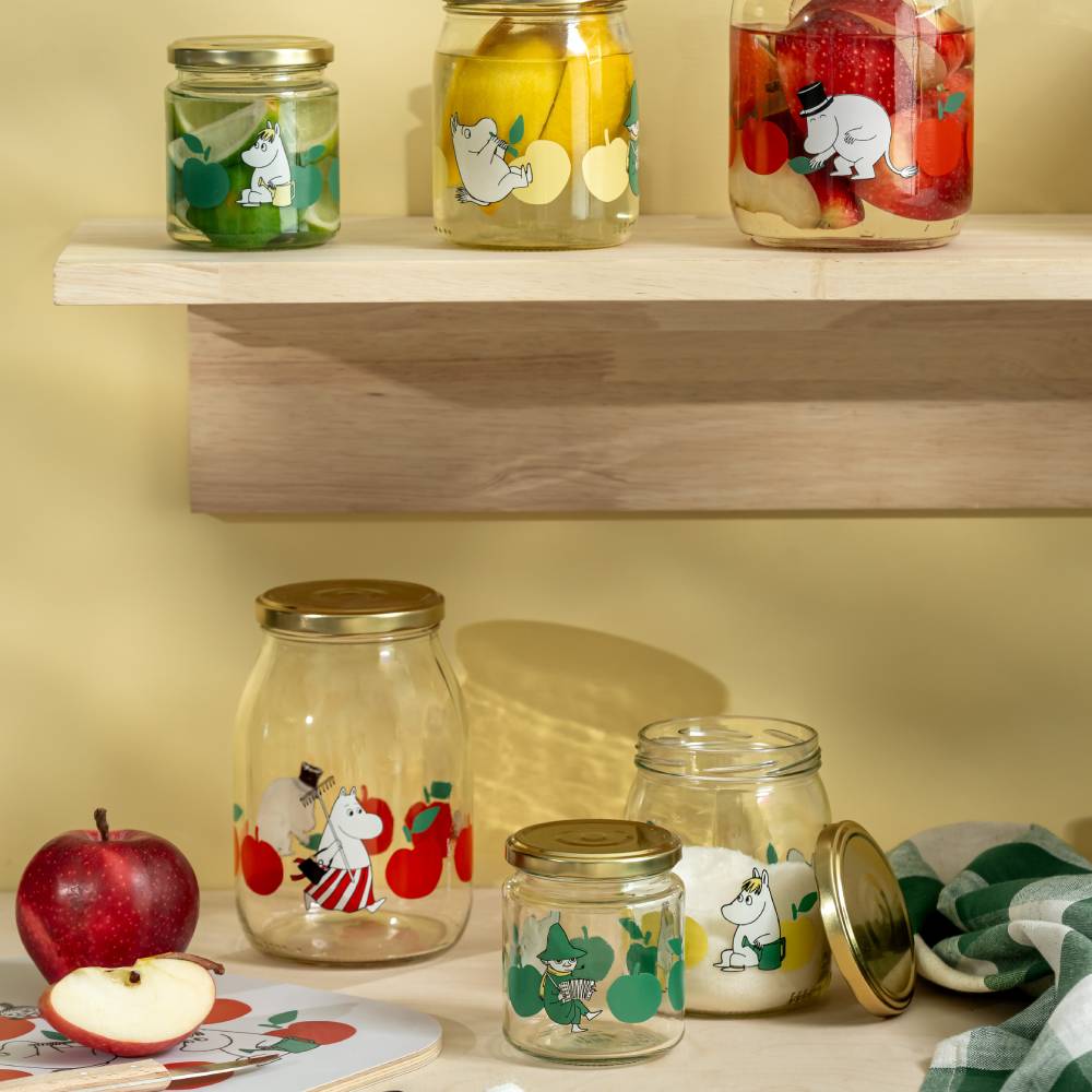 Moomin Joyful Apples Glass Jar 0,5L - The Official Moomin Shop