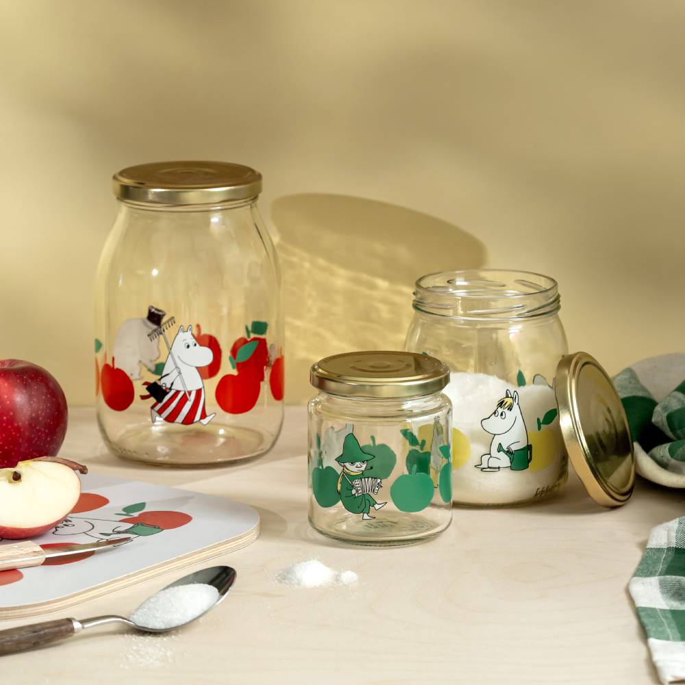 Moomin Joyful Apples Glass Jar 0,5L - The Official Moomin Shop
