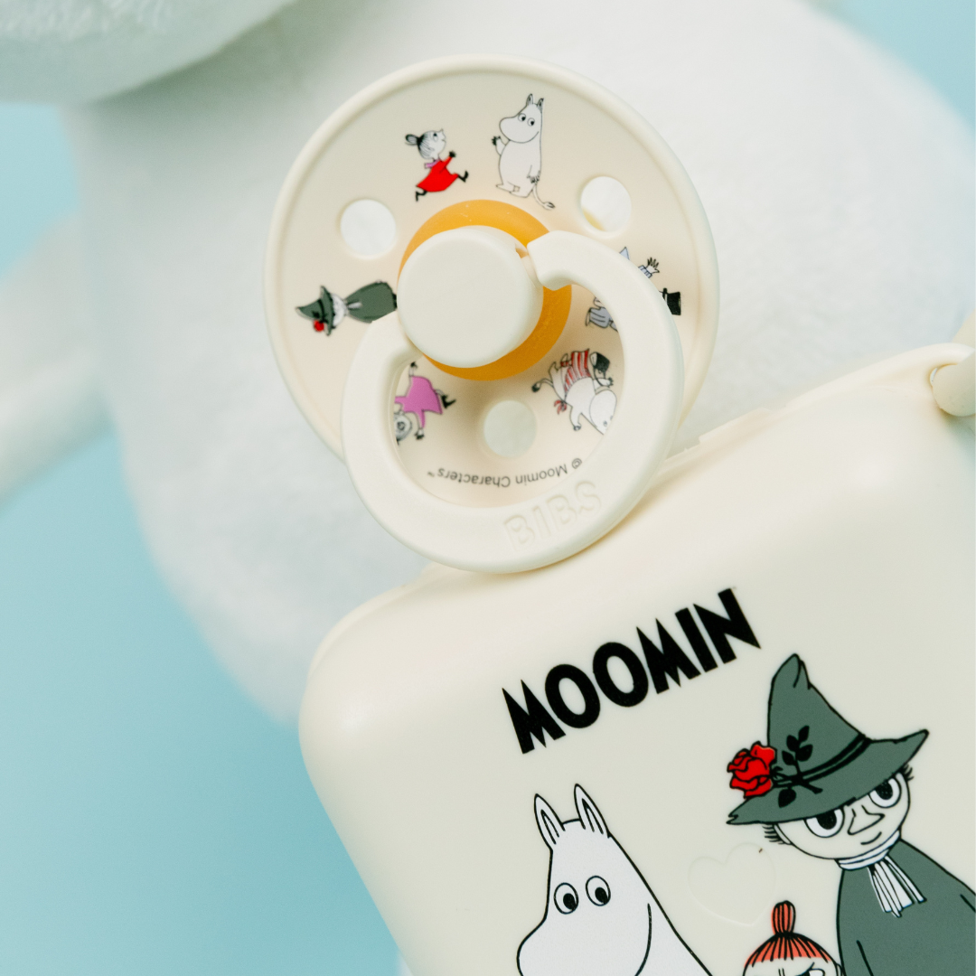Moomin Friends Pacifier Box Ivory