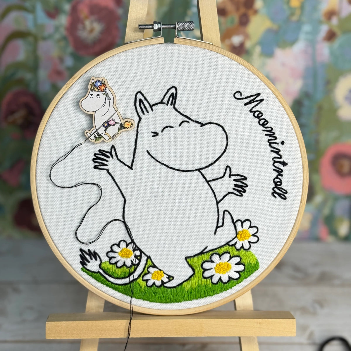 Snorkmaiden Wooden Needle Minder