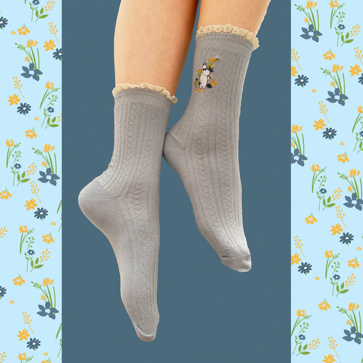 Moomin Lace Socks Moomintroll Light Blue
