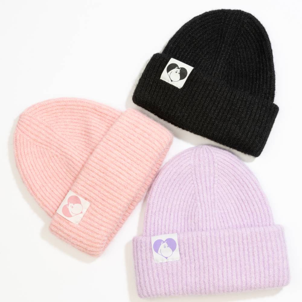 Moomintroll Love Fluffy Chunky Beanie Black