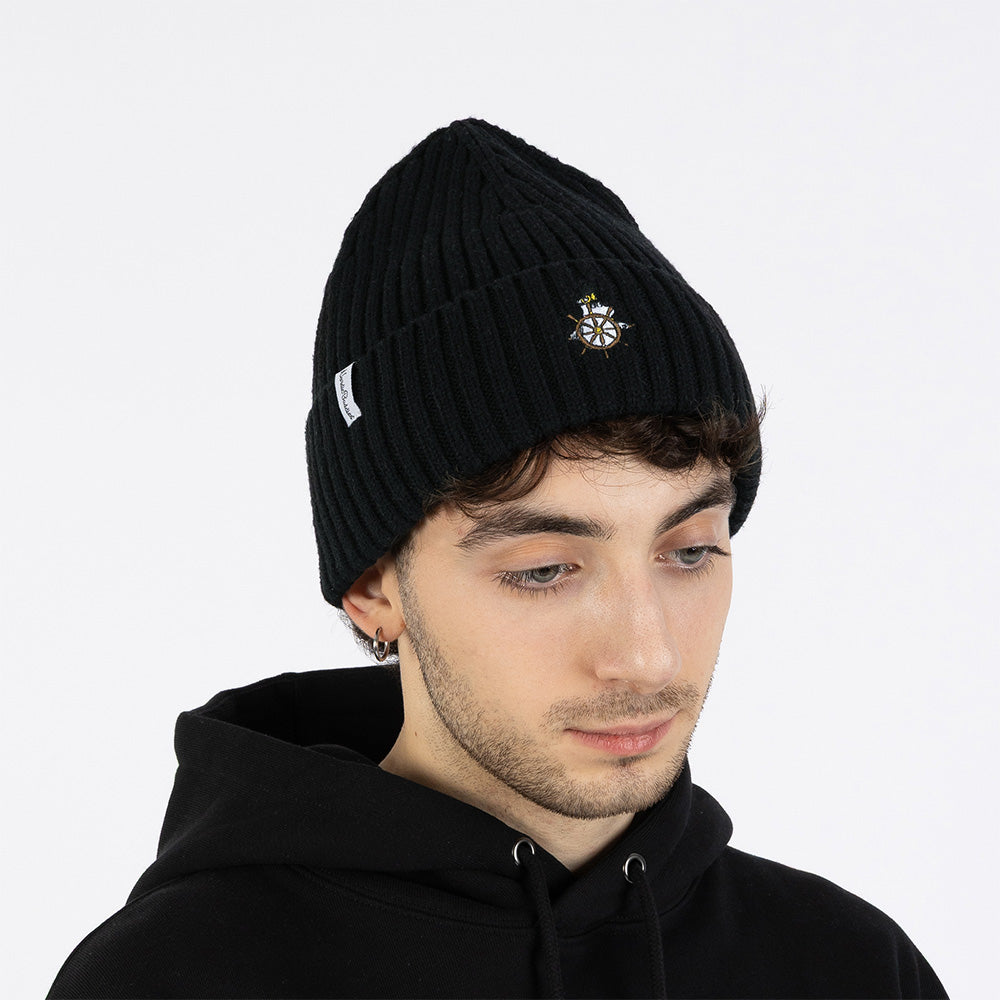 Moominpappa Helm Embroidery Beanie Black