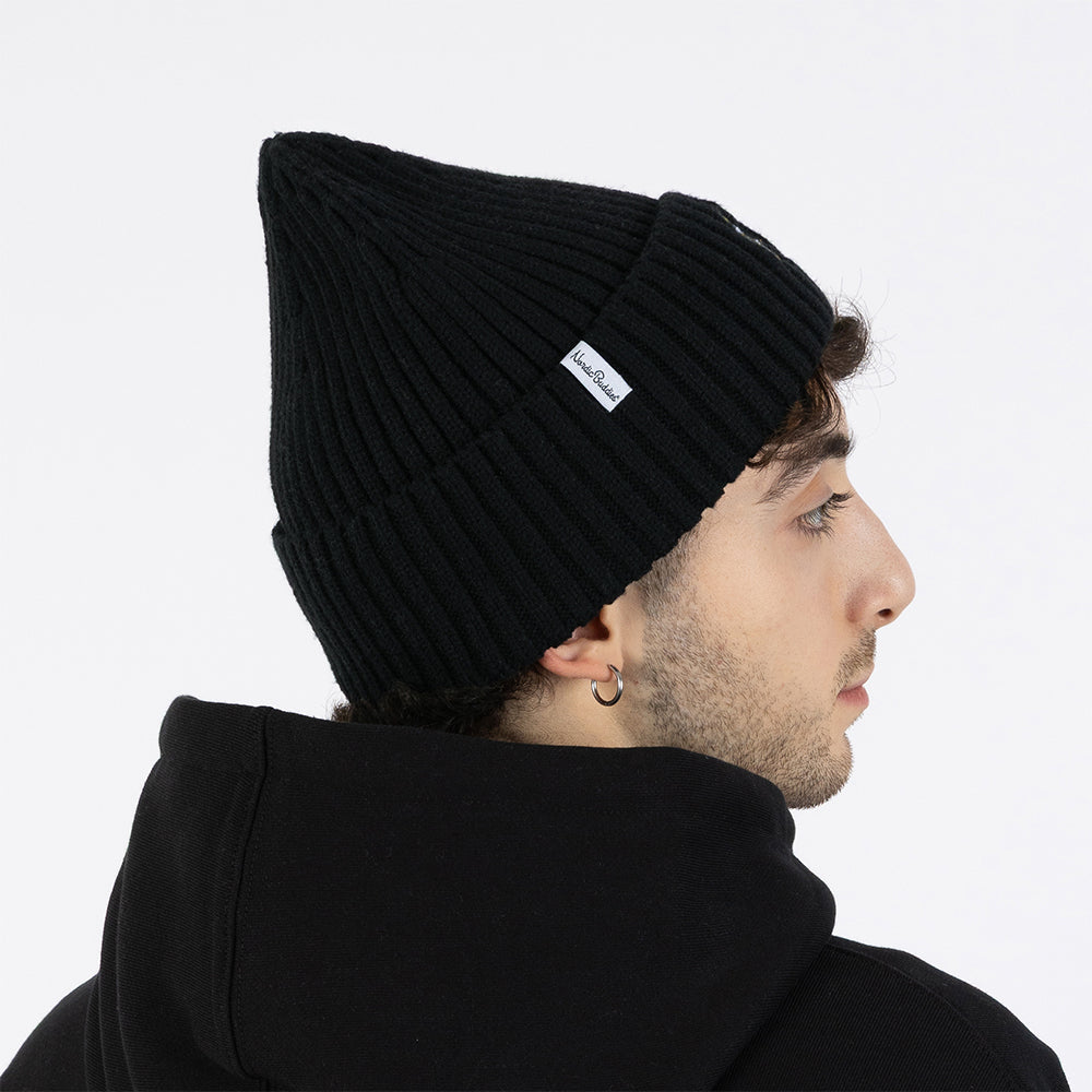 Moominpappa Helm Embroidery Beanie Black