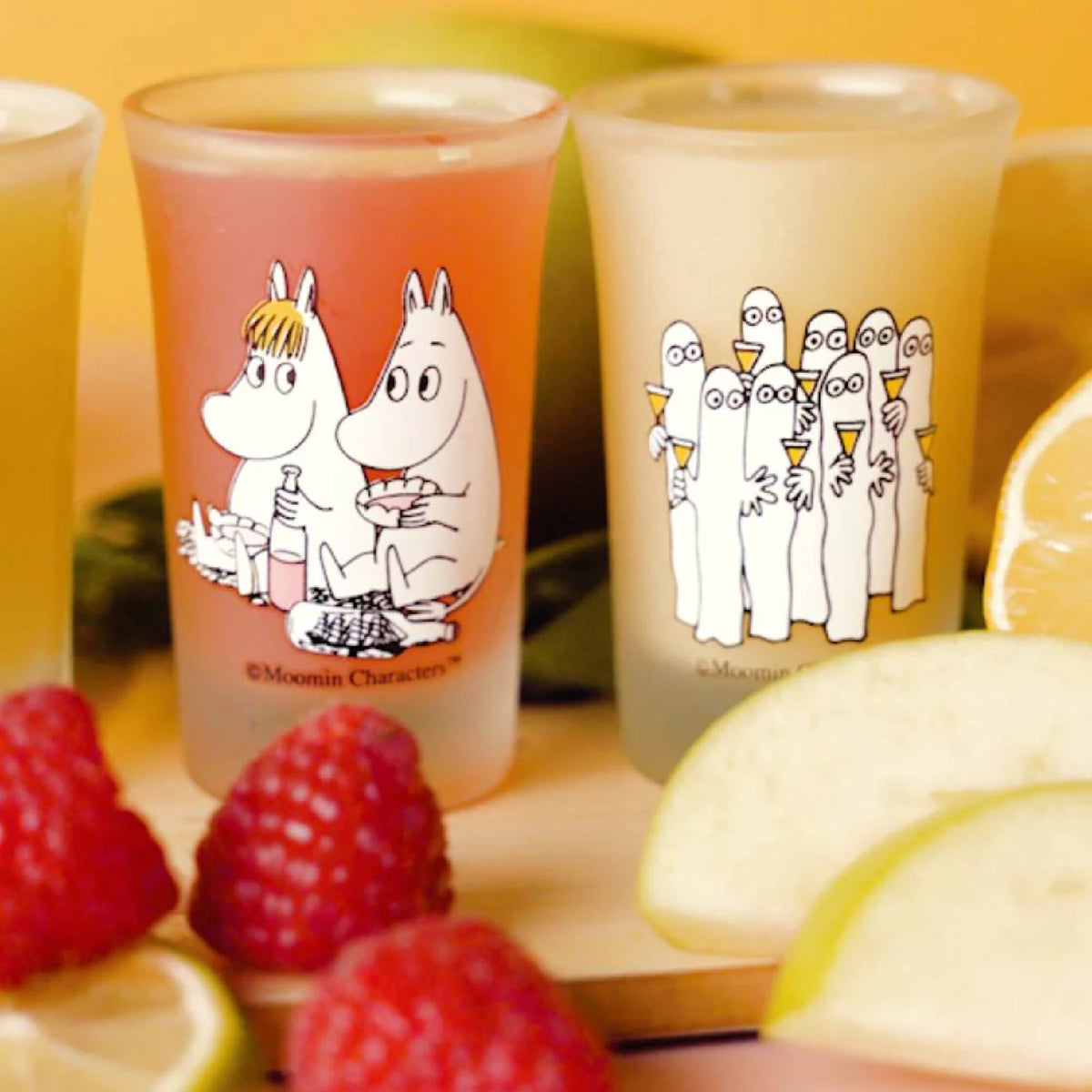 Moomintroll &amp; Snorkmaiden &amp; Hattifatteners Mini Glass 5 cl 2-set