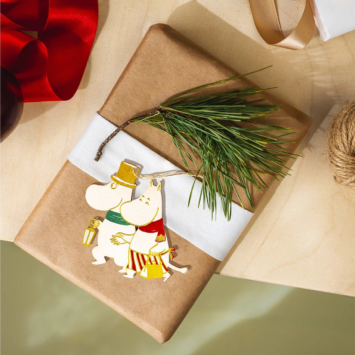 Moominmamma & Moominpappa Plywood Christmas Decoration