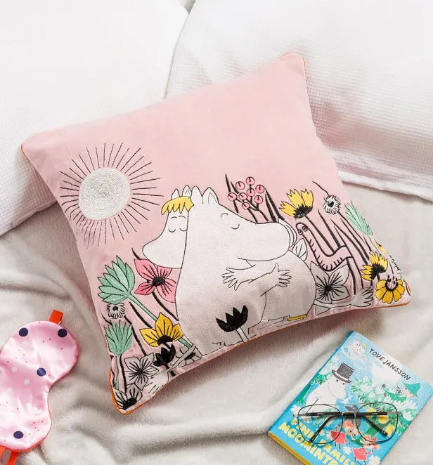 Moomin Cushion Love