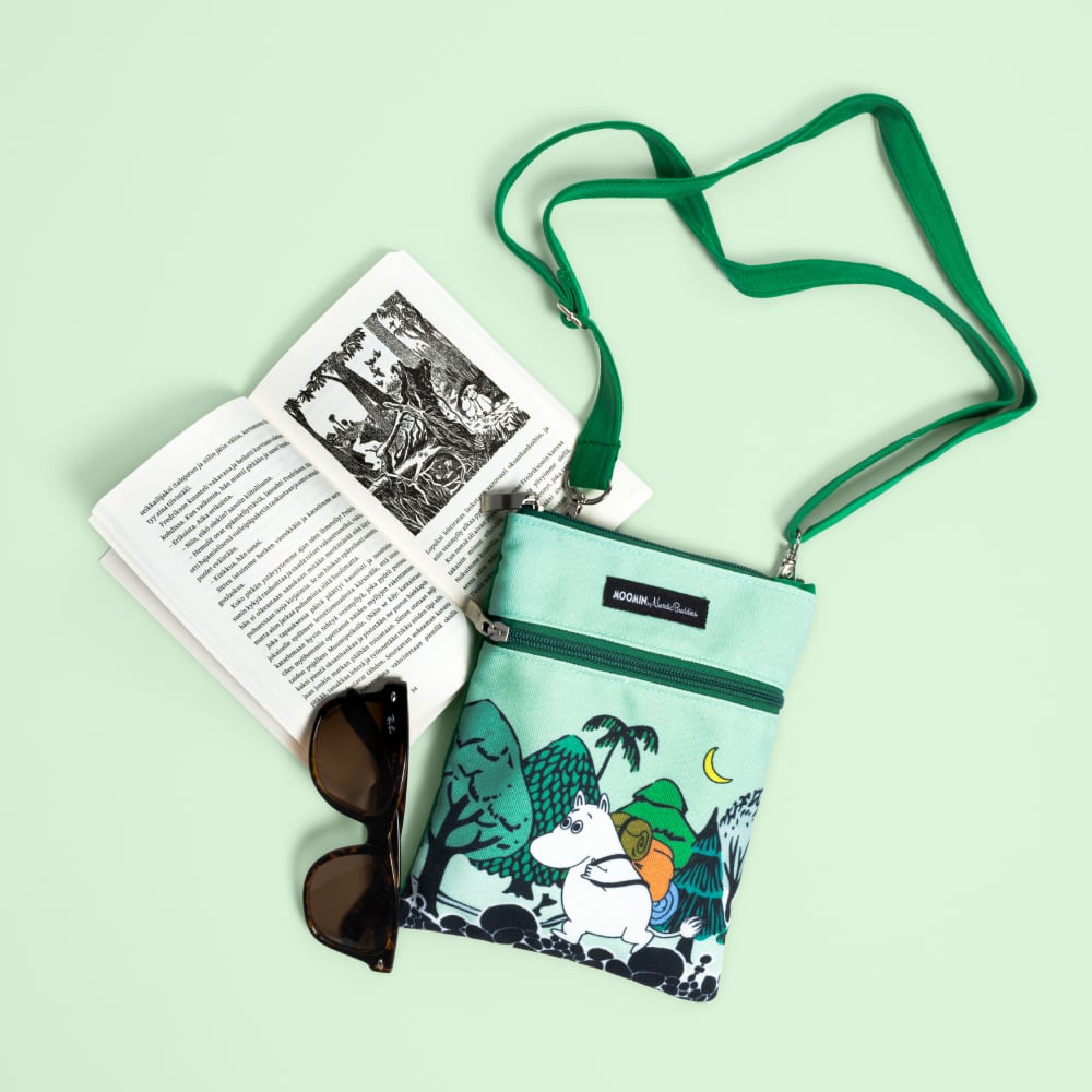 Neck Bag Moomintroll Adventuring