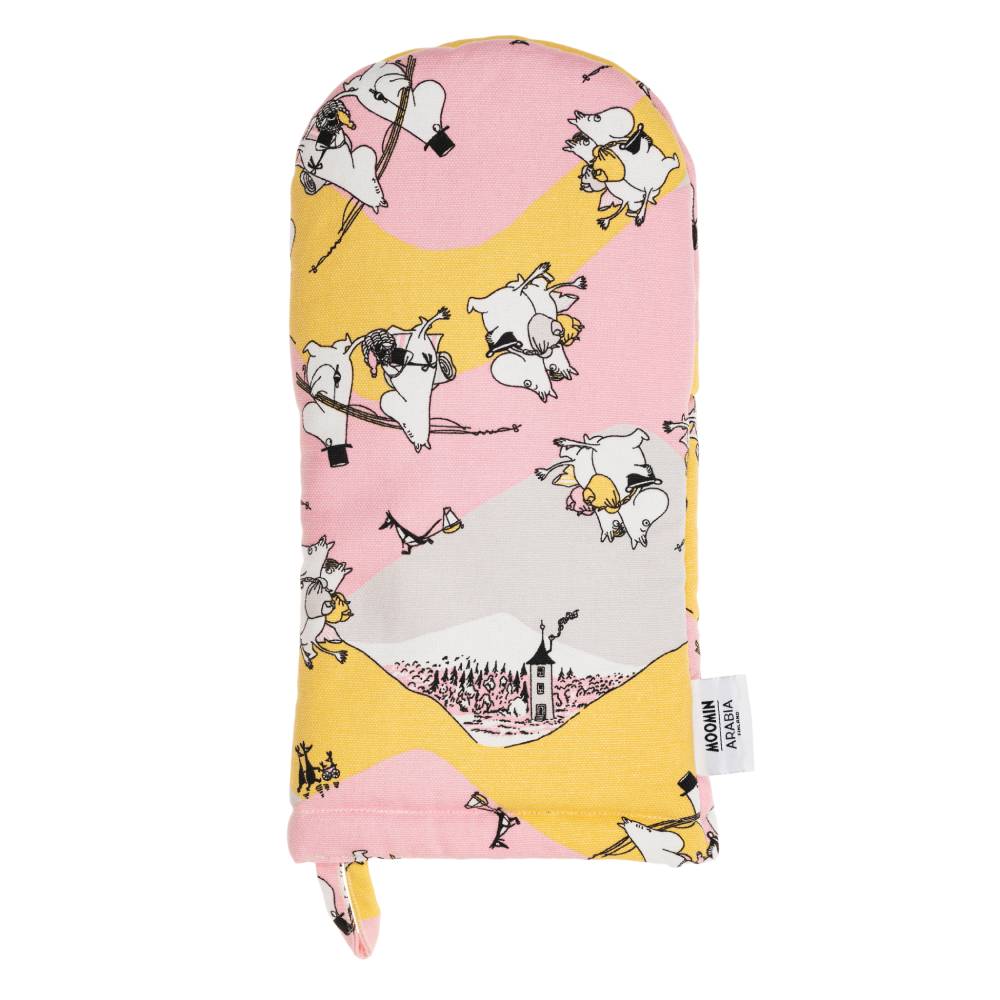 Moomin Family Time Oven Mitt 15 x 34 cm