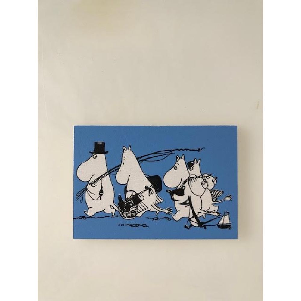 Wooden Magnet At The Beach Blue